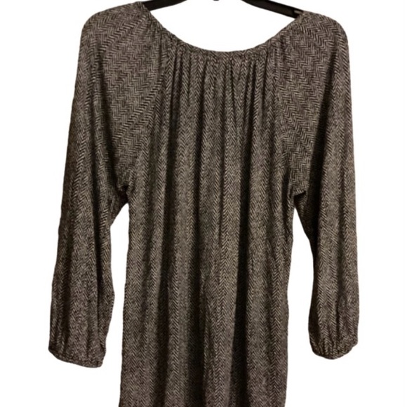 Michael Kors, M, black/white blouse. - Picture 2 of 6